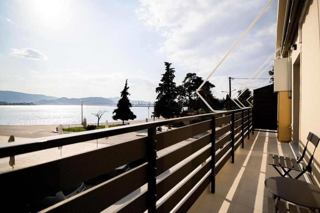 *Oasis* Best View Jacuzzi New Central Apartment Volos Buitenkant foto