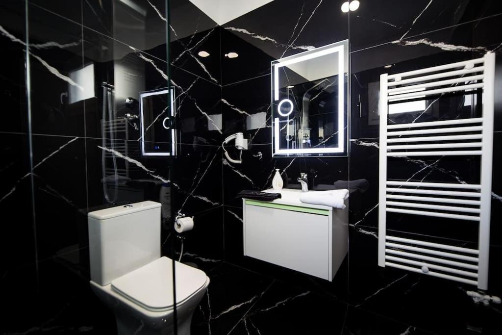 *Oasis* Best View Jacuzzi New Central Apartment Volos Buitenkant foto